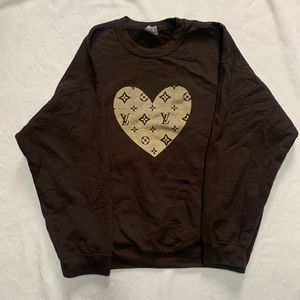 Crewneck with LV design